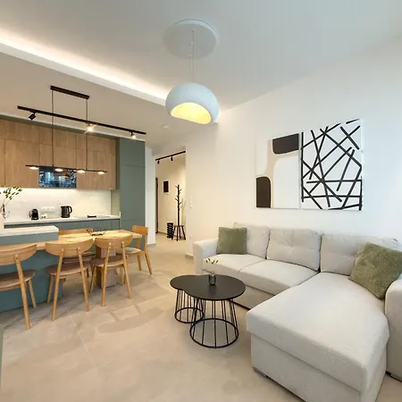 Luxury Downtown E4 * Salonic